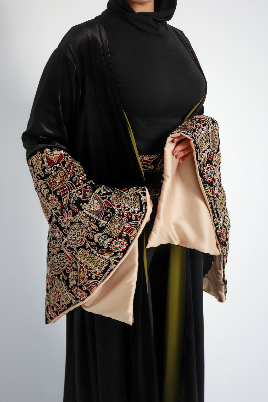 Queen Of Shadows (Made Upon Request)