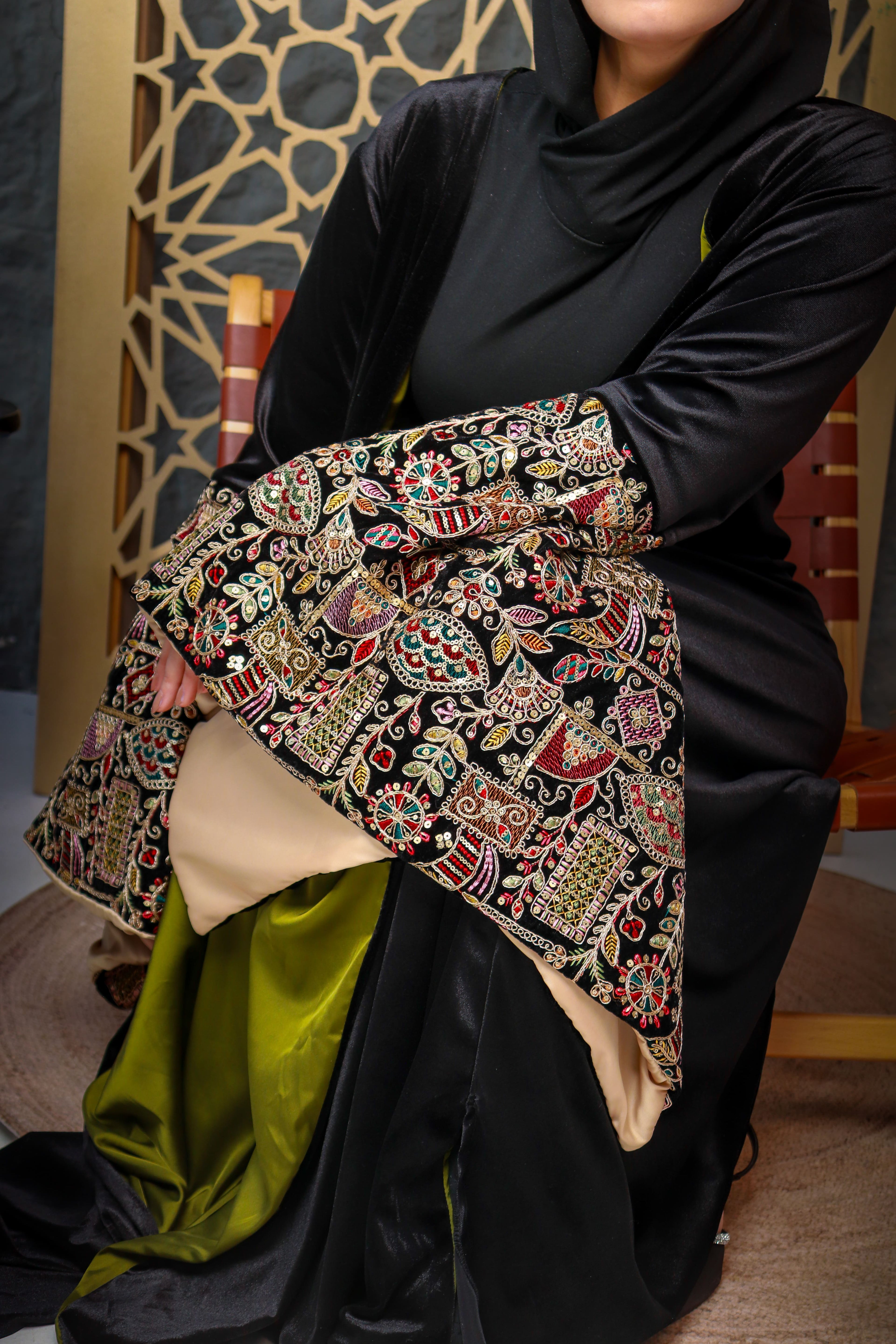 Queen Of Shadows (Made Upon Request)